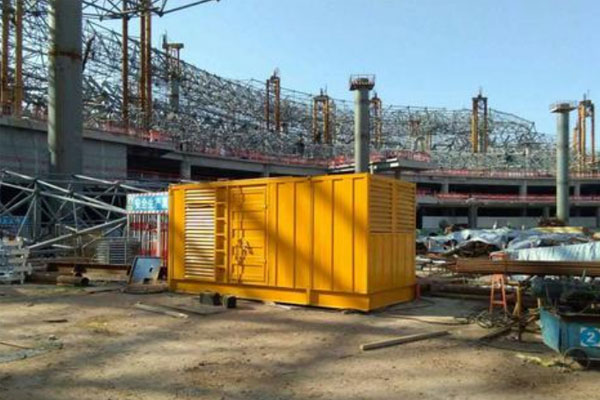 石拐发电机出租如何判断空气滤清器是否需要更换？