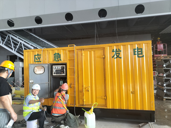 石拐怎样判断空气滤清器是否需要更换？